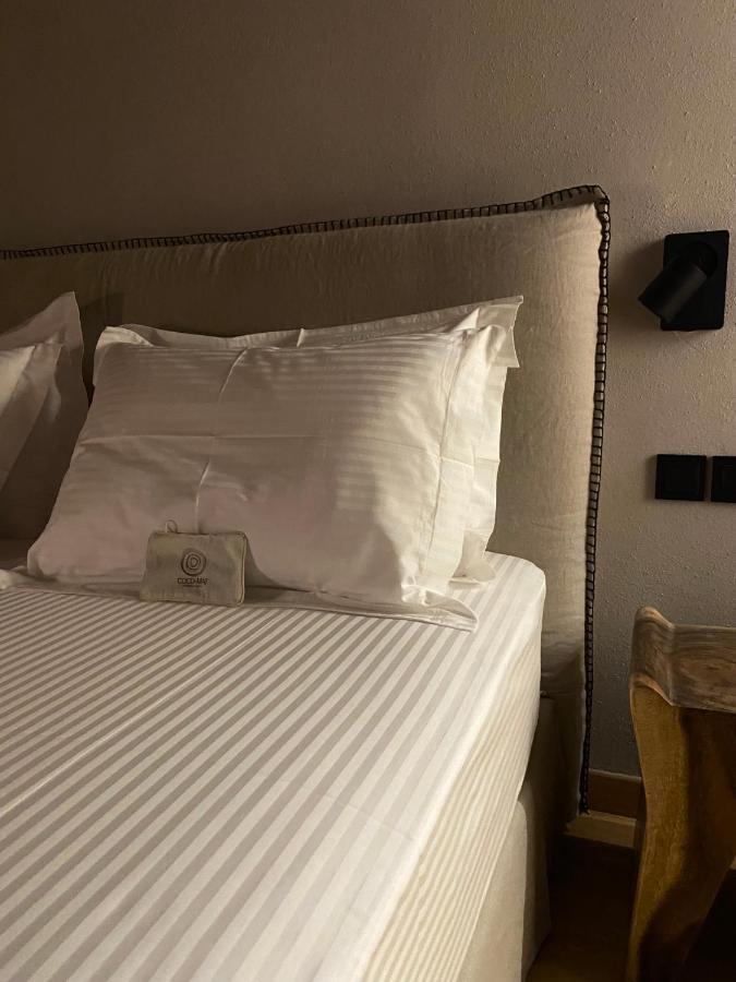 Ej Boutique Suites Miliá Kültér fotó